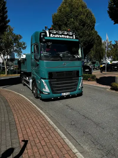 LKW auf einem Event – Album Highway-Heros-Heiden-2025 – powered by LKW-Freunde Niederrhein wir waren dabei LKW-Freunde Niederrhein